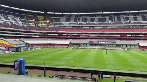 Estadio Azteca, section: 207, row: 3, seat: 8