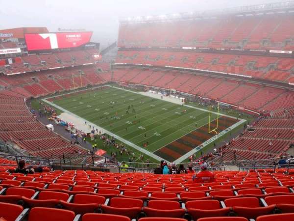 Huntington Bank Field, section: 541, row: 22, seat: 12