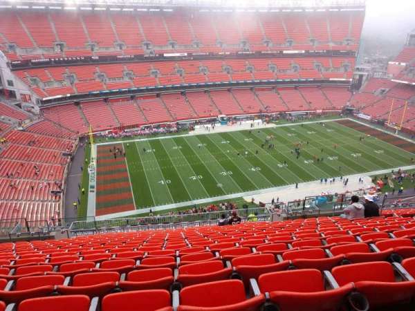 Huntington Bank Field, section: 530, row: 22, seat: 14