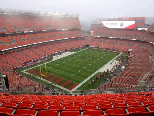 Huntington Bank Field, section: 525, row: 22, seat: 12