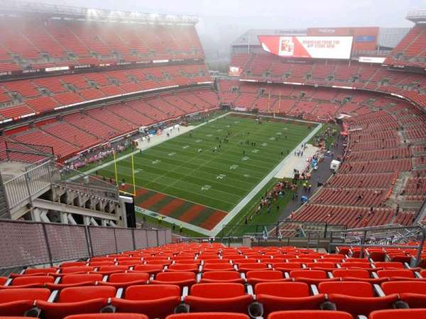 Huntington Bank Field, section: 524, row: 22, seat: 7