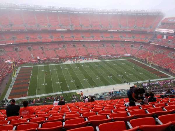 Huntington Bank Field, section: 506, row: 22, seat: 14