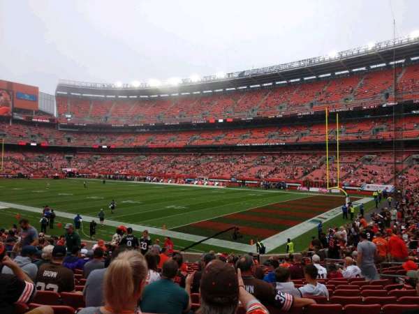 Huntington Bank Field, section: 115, row: 17, seat: 14
