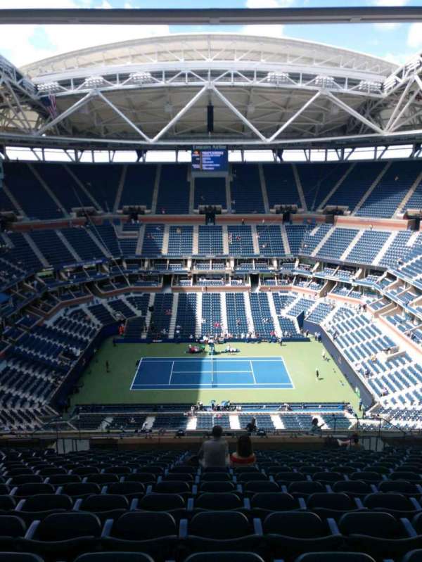Arthur Ashe Stadium, section: 311, row: S, seat: 10