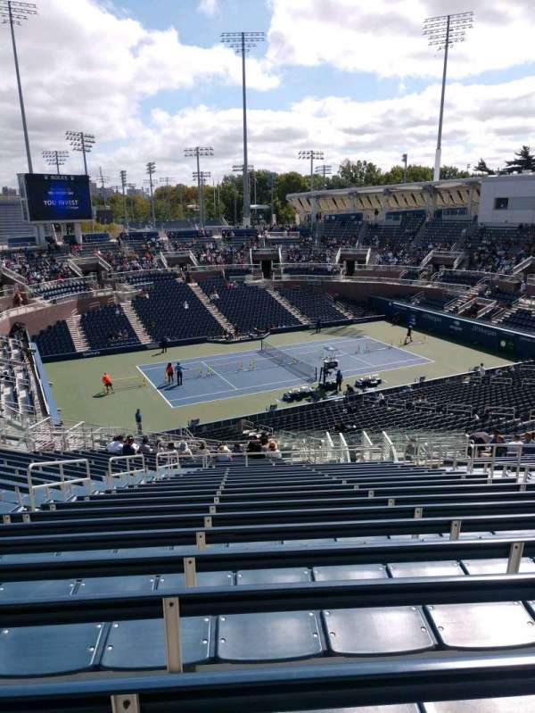 Billie Jean King National Tennis Center, Grandstand, section: H, row: R, seat: 7