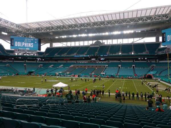 Hard Rock Stadium, section: 115, row: 25, seat: 15