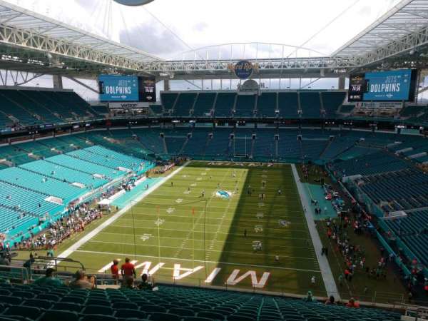 Hard Rock Stadium, section: 303, row: 20, seat: 11