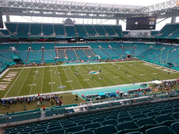 Hard Rock Stadium, section: 320, row: 9, seat: 20