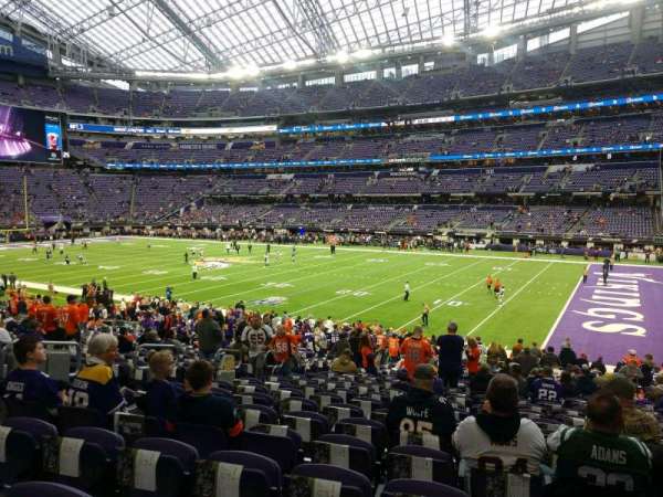 U.S. Bank Stadium, section: 105, row: 24, seat: 8