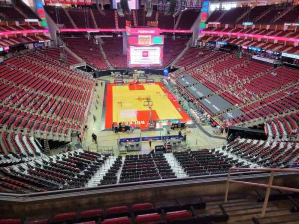 Toyota Center, section: 402, row: 6, seat: 4