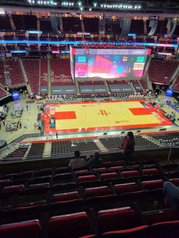 Toyota Center, section: 411, row: 7, seat: 7