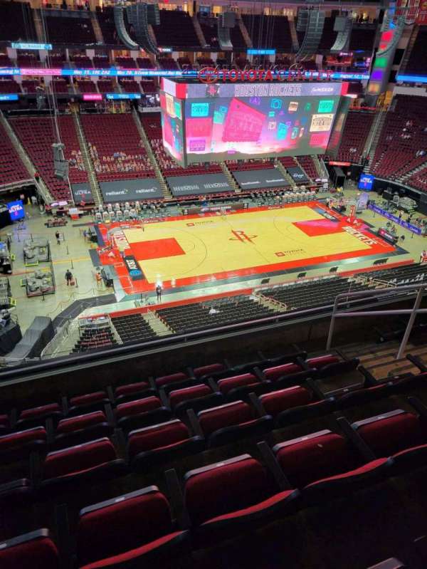 Toyota Center, section: 412, row: 6, seat: 6
