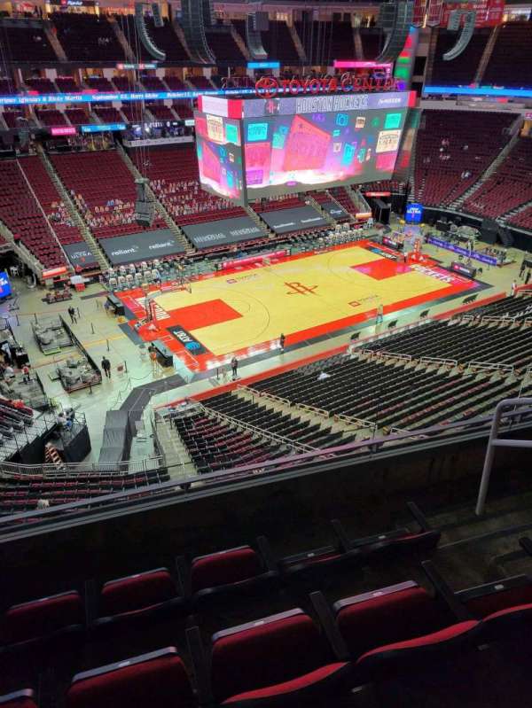 Toyota Center, section: 413, row: 4, seat: 4
