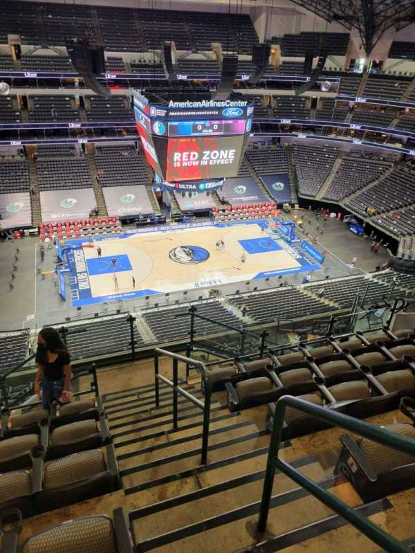 American Airlines Center, section: 312, row: M, seat: 1