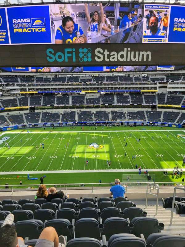 SoFi Stadium, section: 349, row: 8, seat: 3