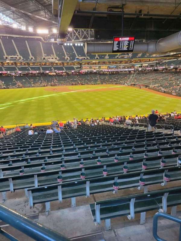 Chase Field, section: 145W, row: 1, seat: 4