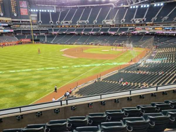 Chase Field, section: 220, row: 5, seat: 10