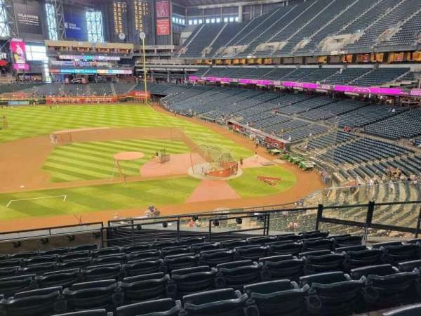 Chase Field, section: 211, row: 9, seat: 18