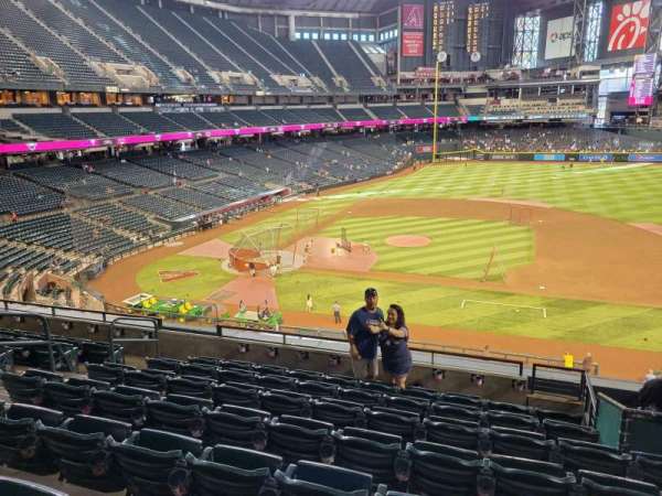 Chase Field, section: 208, row: 8, seat: 10
