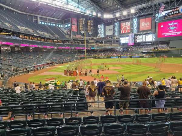 Chase Field, section: 118, row: 26, seat: 10