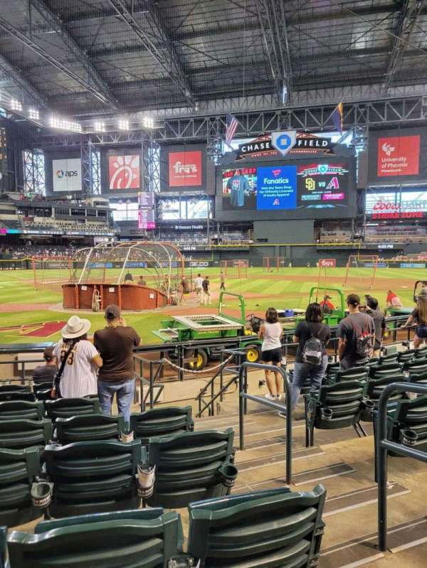 Chase Field, section: I, row: H, seat: 2