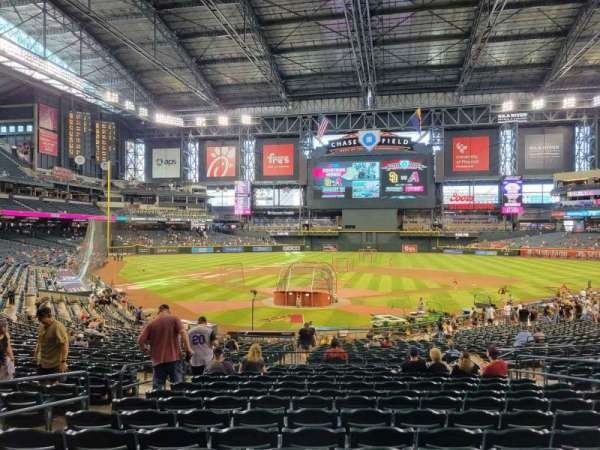 Chase Field, section: 121, row: 34, seat: 10