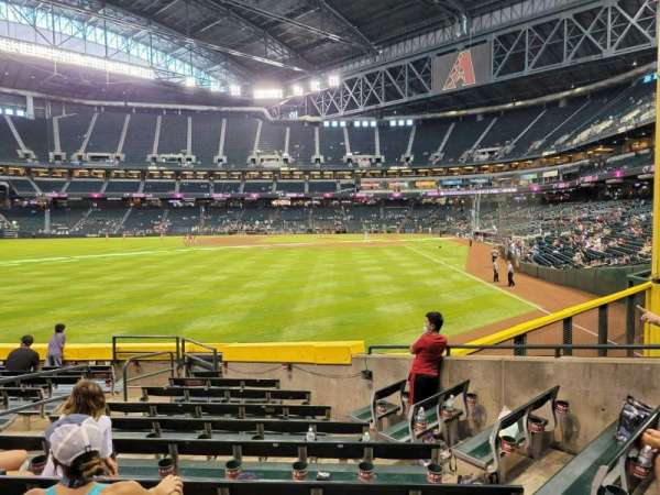 Chase Field, section: 139, row: 22, seat: 6