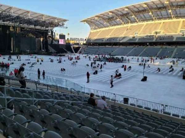 BMO Stadium, section: 129, row: L, seat: 10