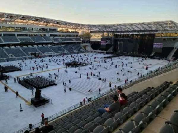 BMO Stadium, section: 216, row: L, seat: 20