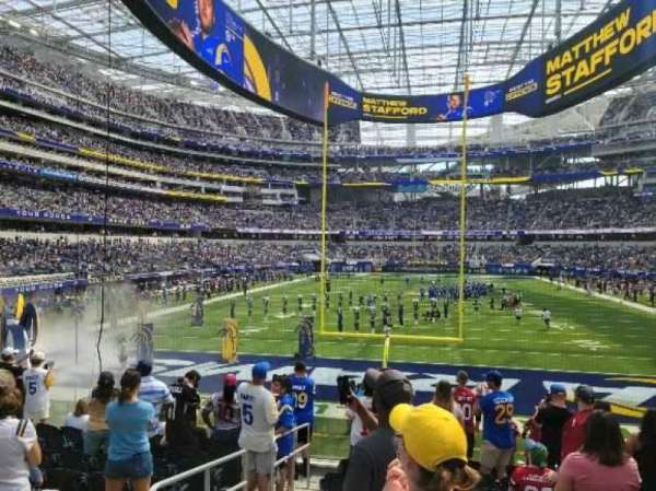 SoFi Stadium, section: 103, row: 10, seat: 19