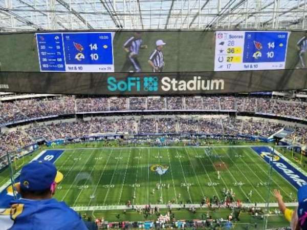 SoFi Stadium, section: 414, row: 4, seat: 3