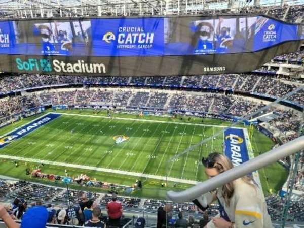 SoFi Stadium, section: 517, row: 3, seat: 5
