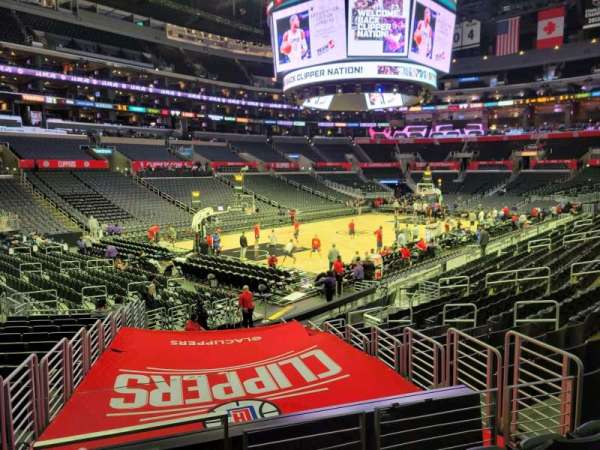 Crypto.com Arena, section: 104, row: 17, seat: 16