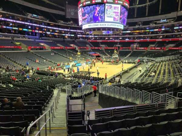 Crypto.com Arena, section: 114, row: 20, seat: 33