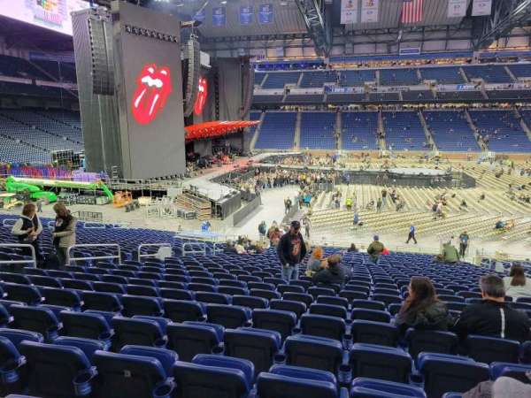 Ford Field, section: 105, row: 30, seat: 12