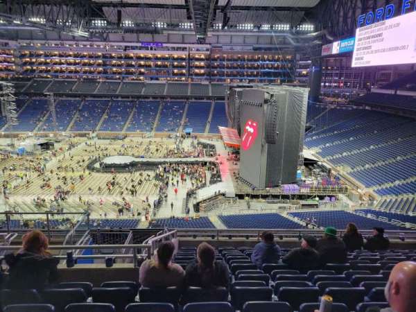 Ford Field, section: 333, row: 10, seat: 10