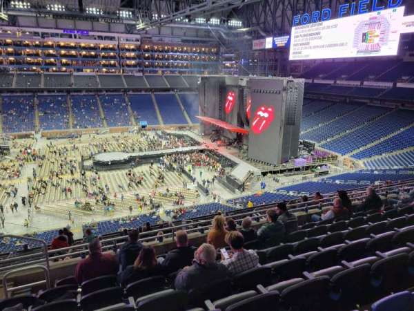 Ford Field, section: 331, row: 8, seat: 3