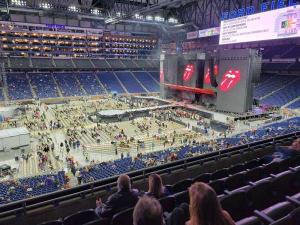 Ford Field, section: 229, row: 6, seat: 4