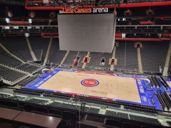 Little Caesars Arena, section: M10, row: 1, seat: 7