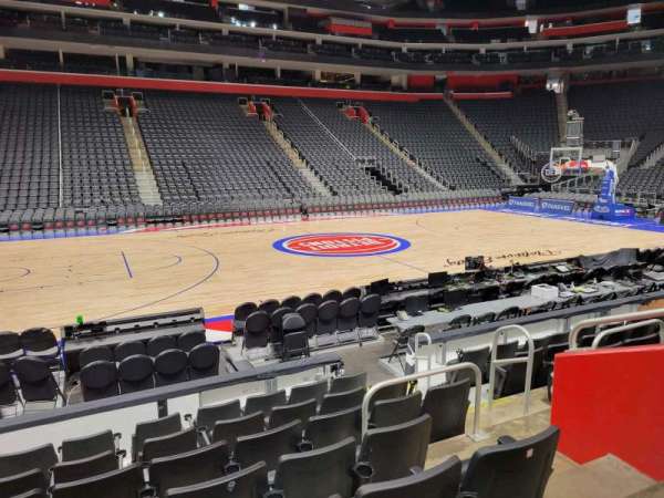Little Caesars Arena, section: 123, row: 7, seat: 4