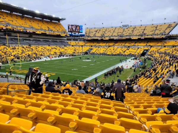 Acrisure Stadium, section: 103, row: CC, seat: 14