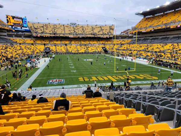 Acrisure Stadium, section: 146, row: N, seat: 4