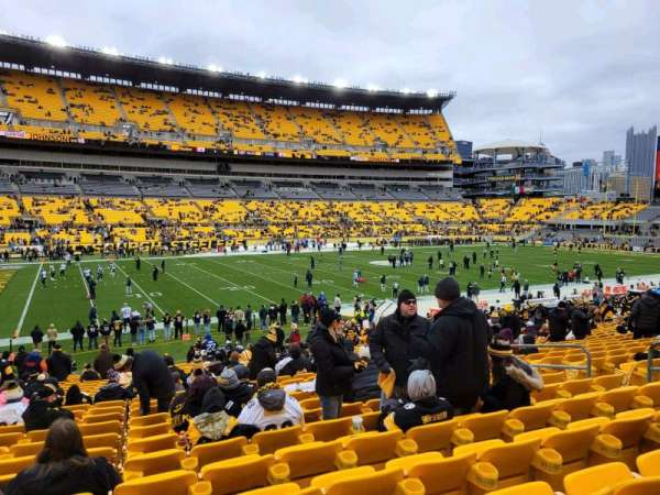 Acrisure Stadium, section: 131, row: Y, seat: 11
