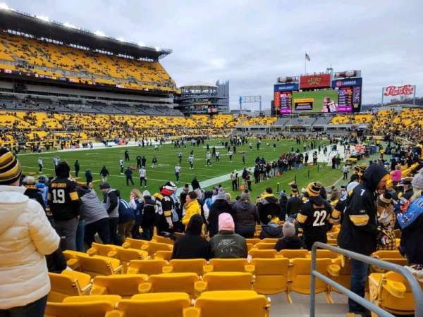 Acrisure Stadium, section: 127, row: E, seat: 1