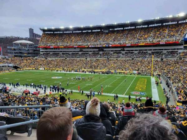 Acrisure Stadium, section: 215, row: E, seat: 20