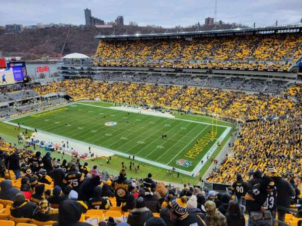 Acrisure Stadium, section: 516, row: V, seat: 3
