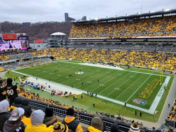 Acrisure Stadium, section: 515, row: E, seat: 1