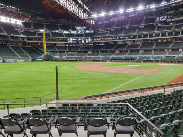 Globe Life Field, section: 1, row: 9, seat: 22