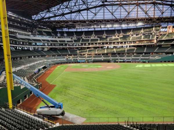 Globe Life Field, section: 129, row: 19, seat: 9