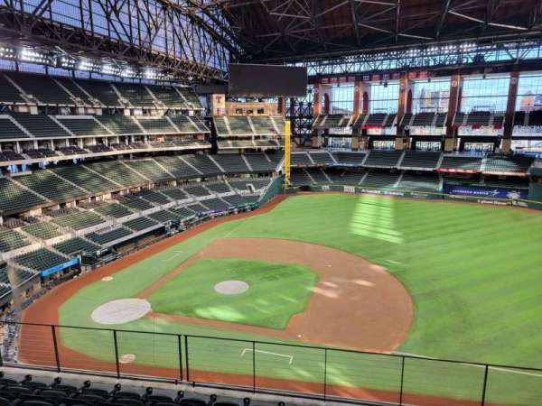 Globe Life Field, section: 224, row: 7, seat: 12